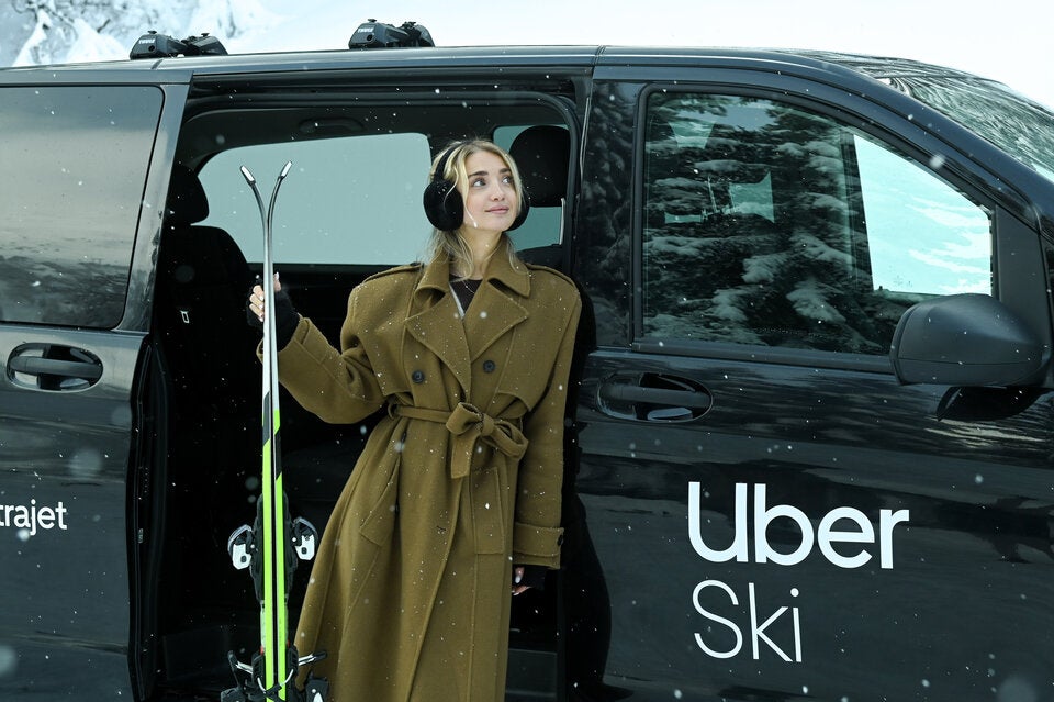 Ohne Parkplatzstress in die Berge: Uber testet Ski-Fahrten in Österreich