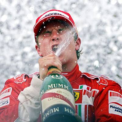 03 kimi feiert