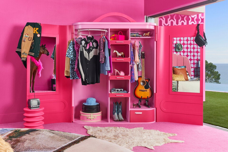 Von Kens Kleiderschrank kann sich Barbie so einiges abschauen!