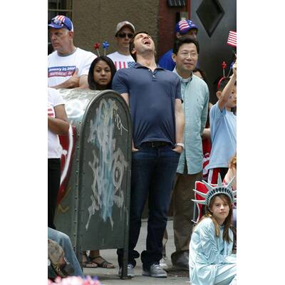 Butler jagd als Kautions-Cop Jen Aniston