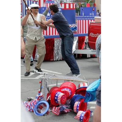 Butler jagd als Kautions-Cop Jen Aniston