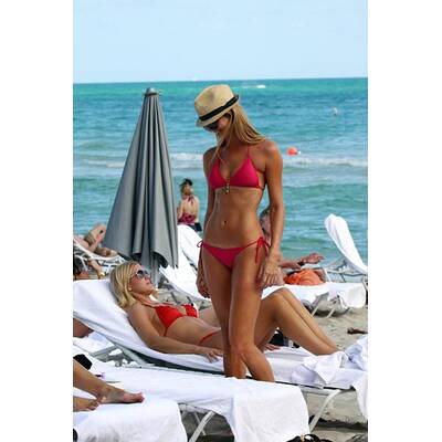 Stacy Keibler: So sexy ist die Freundin von George Clooney