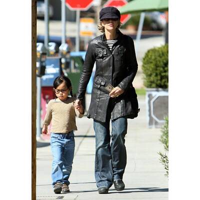 Diese Stars haben Kinder adoptiert