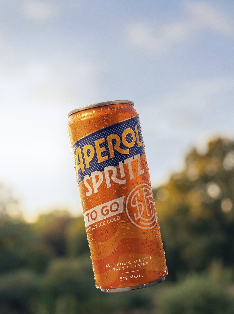 Sommer-Sensation: Aperol Spritz gibt es jetzt aus der Dose!
