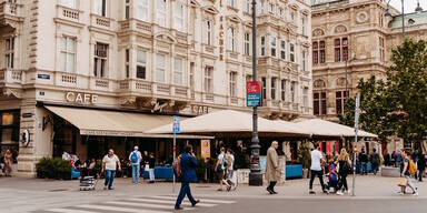 Wiens &Auml;ltester Schanigarten erstrahl in neuem Glanz