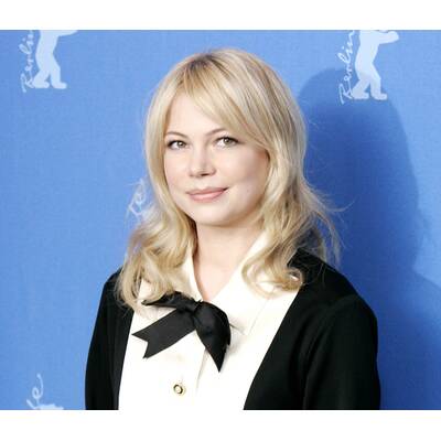 Von kurz auf lang - Übergangsfrisuren