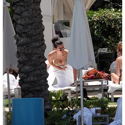 Kim Kardashian zeigt ihre heißen Kurven