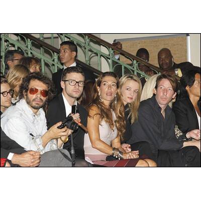 Paris Fashion Week: Stars in der 'Front Row'