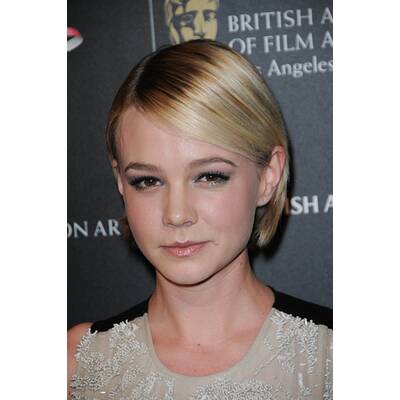 Neuer Trend: buschige  Augenbrauen