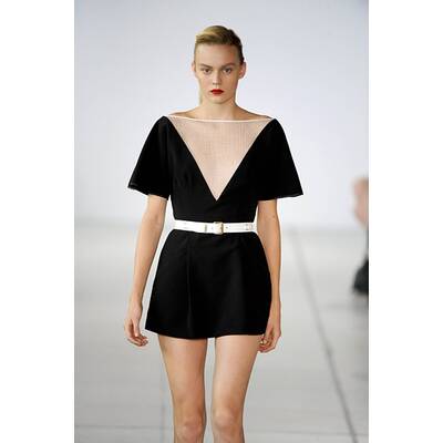 Stars zeigen rote Lippen