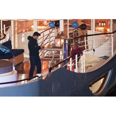 Brangelina schmeißen Geburtstags-Party auf Boot