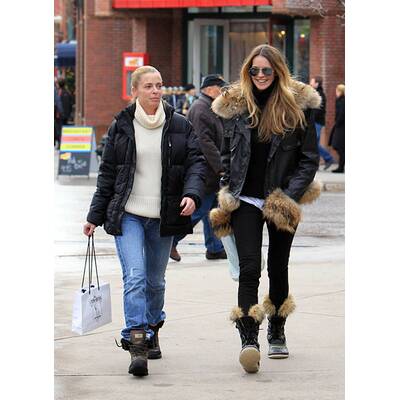 Stars ziehen sich warm an