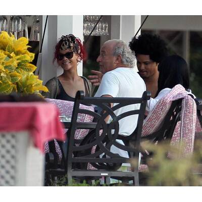 Rihanna im Panther-Badeanzug auf Barbados