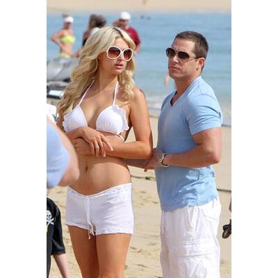 Paris Hilton vs. Kim Kardashian