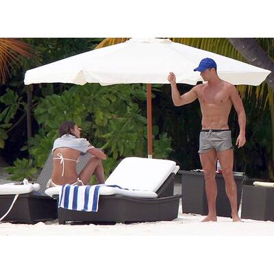 Cristiano Ronaldo & Irina Shayk: Heißes Liebesspiel am Traumstrand