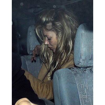 Angeschickert aus Club: Kate Moss hat zu viel erwischt