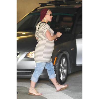 Schön schwanger: Stars zeigen Babybauch