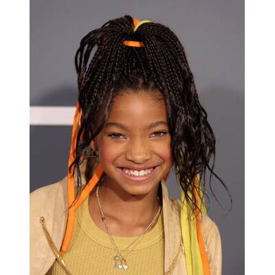 Willow Smiths Haarstyles