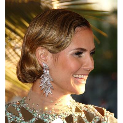 Von kurz auf lang - Übergangsfrisuren