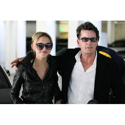 Charlie Sheen und 'Göttin' Natalie Kenly: Gute Laune trotz Kündigung