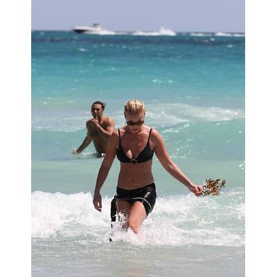Katherine Heigl als sexy Bikini-Beauty