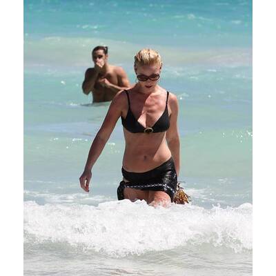 Katherine Heigl als sexy Bikini-Beauty