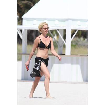 Katherine Heigl als sexy Bikini-Beauty
