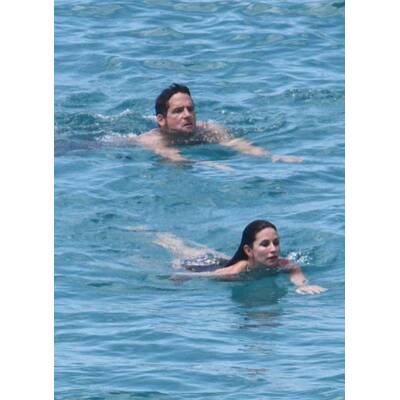 Courteney Cox & Josh Hopkins: 