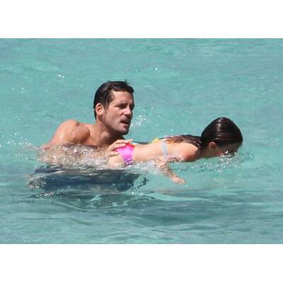 Courteney Cox & Josh Hopkins: 