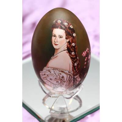 Königliche Eier: Sisi, Queen & Co. als Osterschmuck