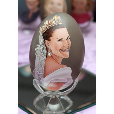 Königliche Eier: Sisi, Queen & Co. als Osterschmuck