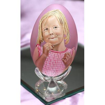 Königliche Eier: Sisi, Queen & Co. als Osterschmuck