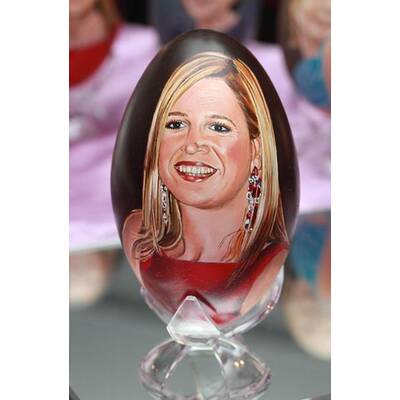 Königliche Eier: Sisi, Queen & Co. als Osterschmuck