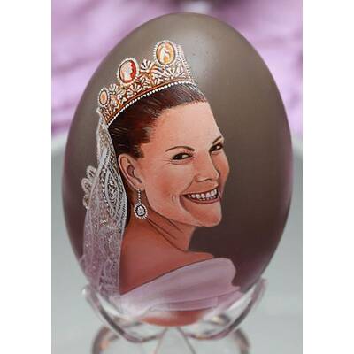 Königliche Eier: Sisi, Queen & Co. als Osterschmuck
