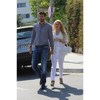 Shakria & Gerard Pique turteln in Barcelona
