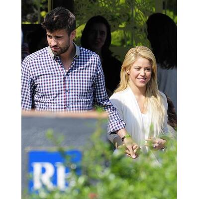 Shakria & Gerard Pique turteln in Barcelona