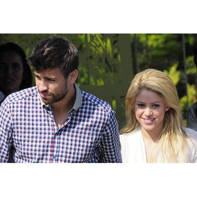 Shakria & Gerard Pique turteln in Barcelona
