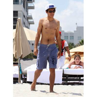 Noah Becker planscht mit Freundin Rafaela