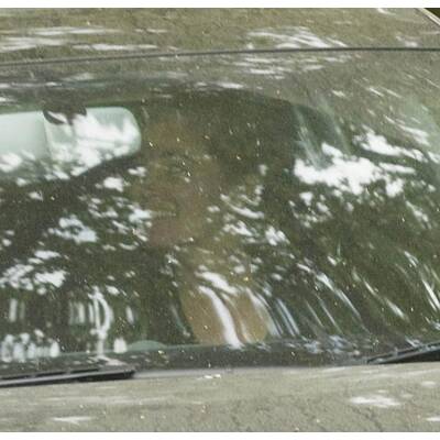 3 Tage vor der Hochzeit: Kate im dreckigen Auto