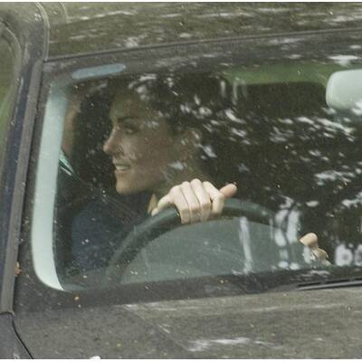 3 Tage vor der Hochzeit: Kate im dreckigen Auto