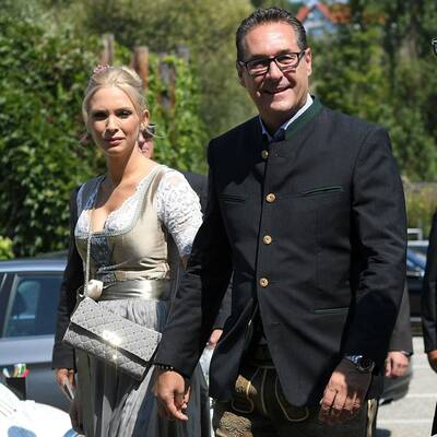 Karin Kneissl Hochzeitsfotos