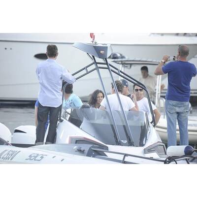 Michelle Rodriguez im Pfeif-drauf-Look