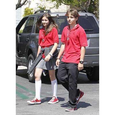 Paris Jackson schneidet Grimassen