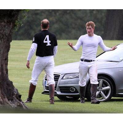 Im engen Shirt: Prinz Harry zeigt seinen Body