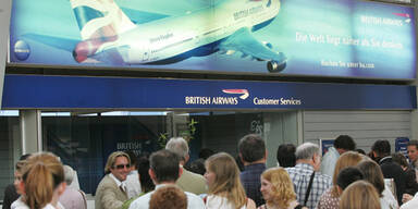 060811_flughafen_APA