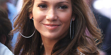 060830_jennifer_lopez_ap