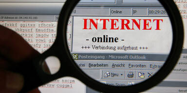 060923_internet-banking_HIRES