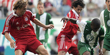 061004_fussball_ap