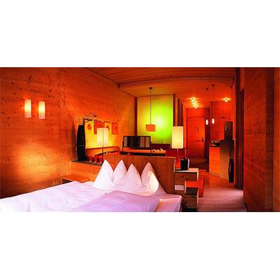 (c) Naturhotel Waldklause