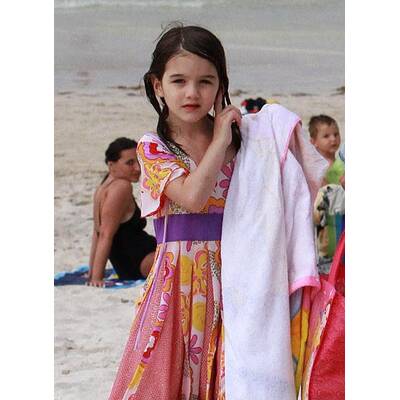 Katie Holmes & Suri Cruise: Strand-Spaß